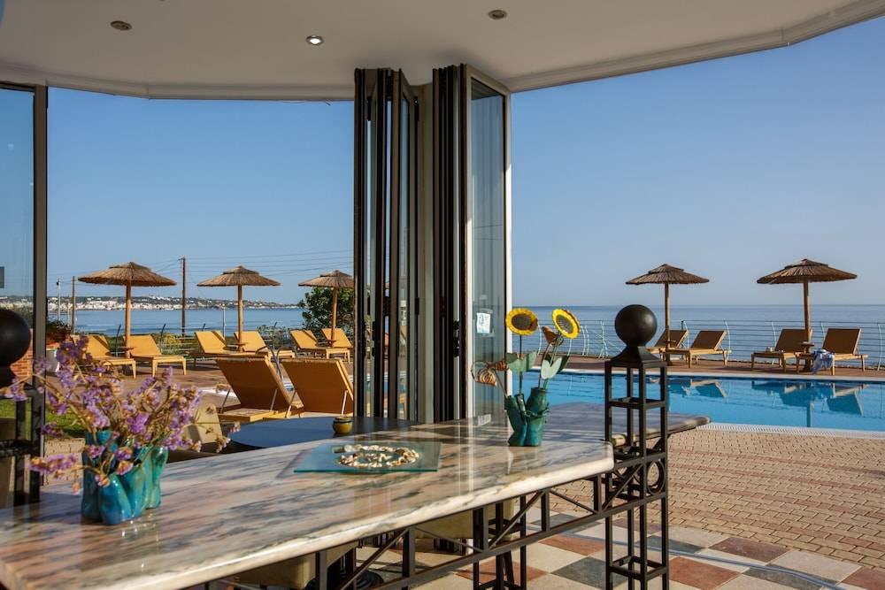 Romantica Beach 2