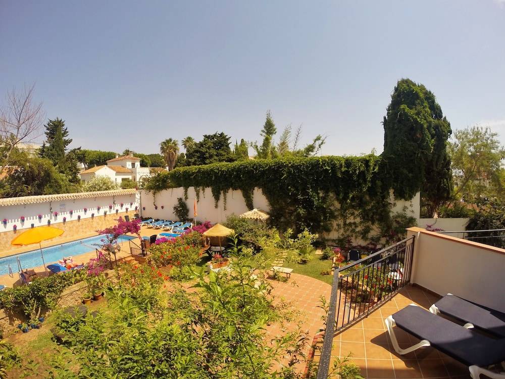 Hotel Carmen Teresa 1