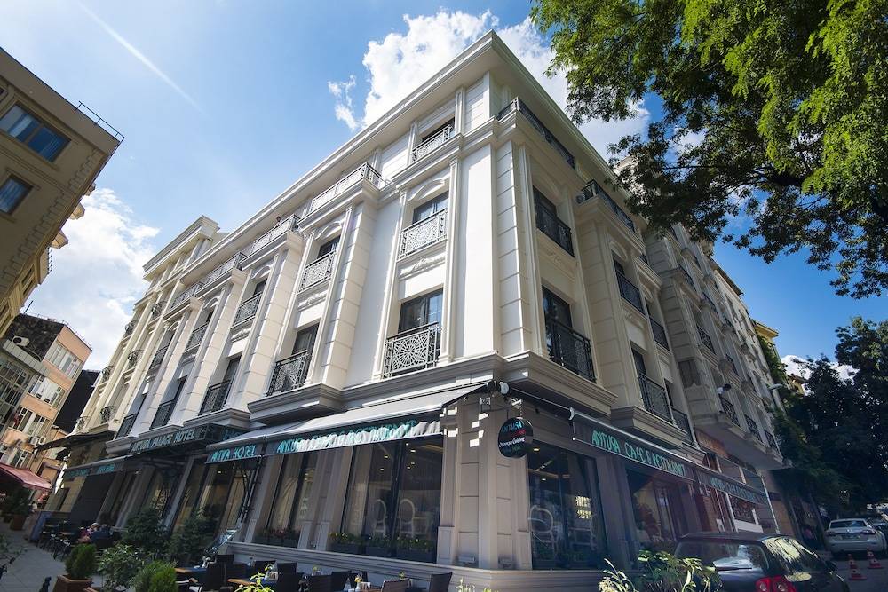 Antusa Palace Hotel & Spa 1