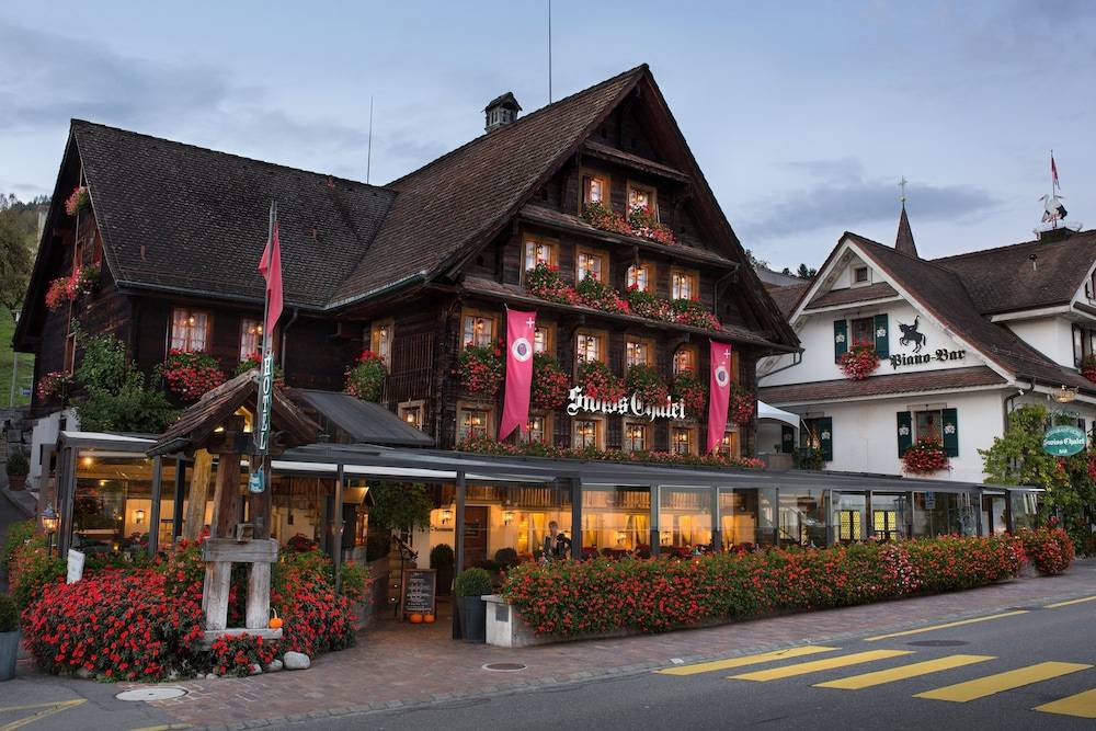 Swiss-Chalet Merlischachen - Historik Chalet-Hotel Lodge 2