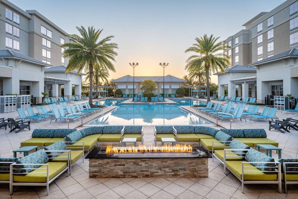 SpringHill Suites by Marriott Orlando at FLAMINGO CROSSINGS Town Center-Western Entrance 1
