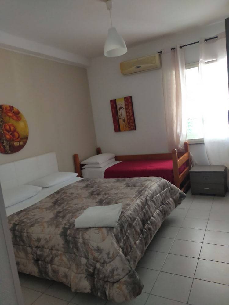 Hotel Company 1