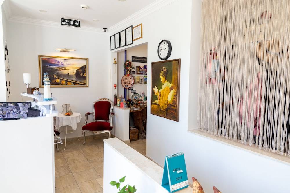 Galley Hotel 2