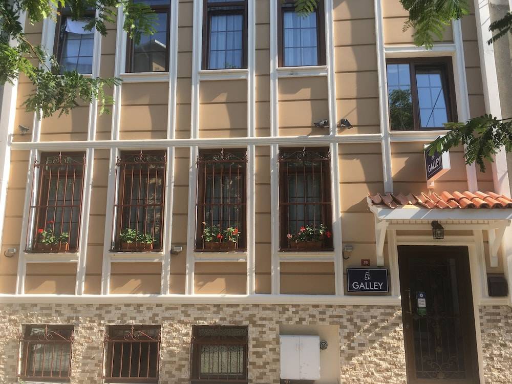 Galley Hotel 1