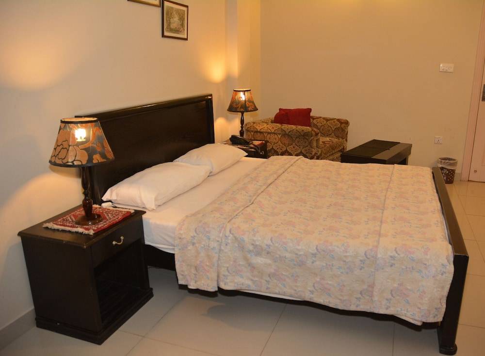 Jasmine Inn 1