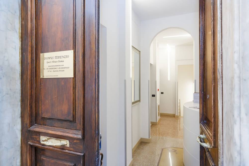 Domus Terenzio 2