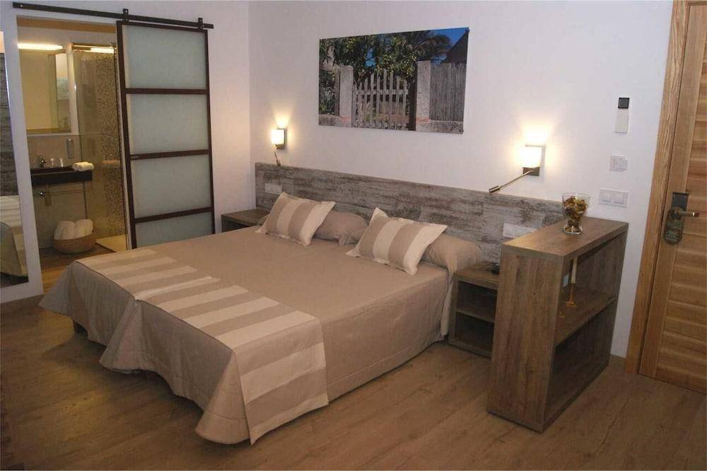 Petit Hotel C'an Mel 1