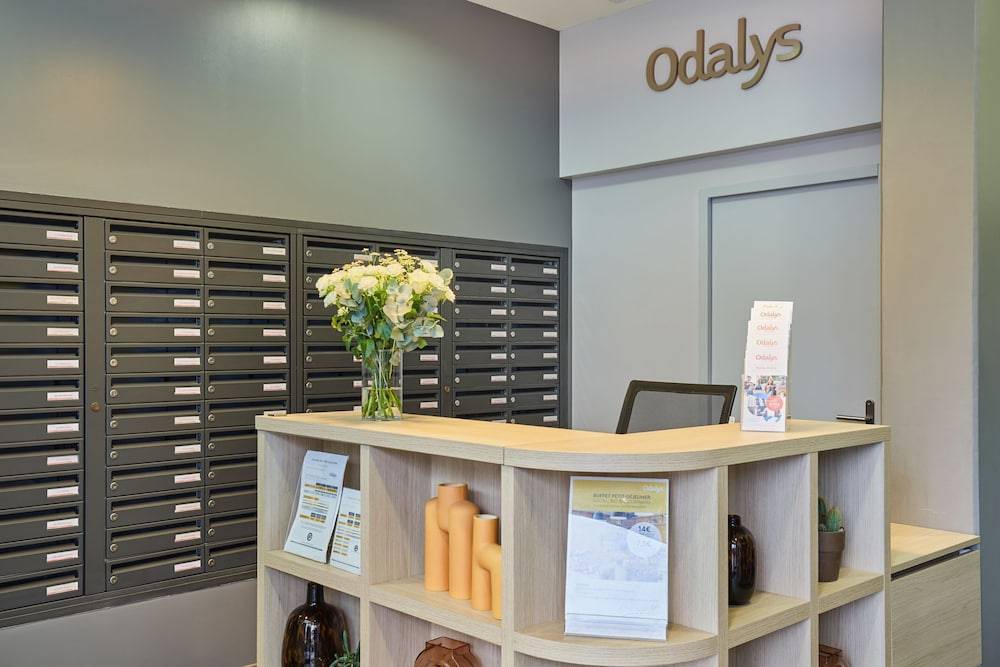 Appart'hôtel Odalys City Campus - Paris Rueil Malmaison 2