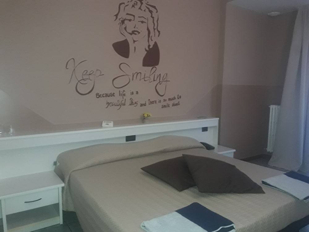 Hotel Stazione sul lago di Iseo 1