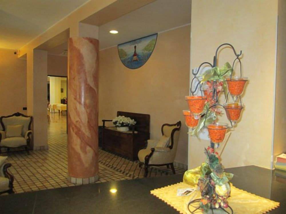 Hotel Stazione sul lago di Iseo 2
