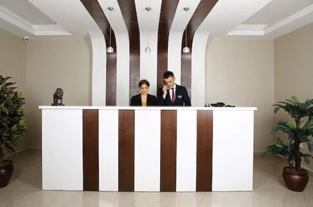 Golden Lounge Hotel 1