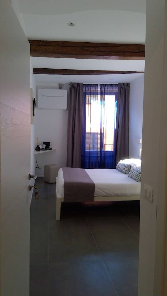 Oblò Portovenere Guesthouse 2