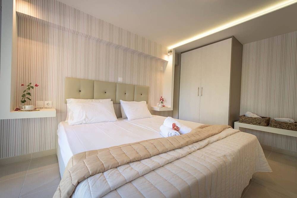 Alba Boutique Apartments 2
