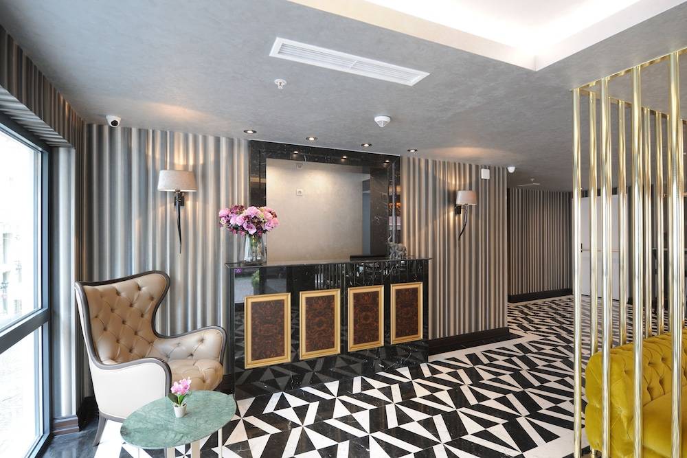 Le Petit Palace Hotel - Special Category 2