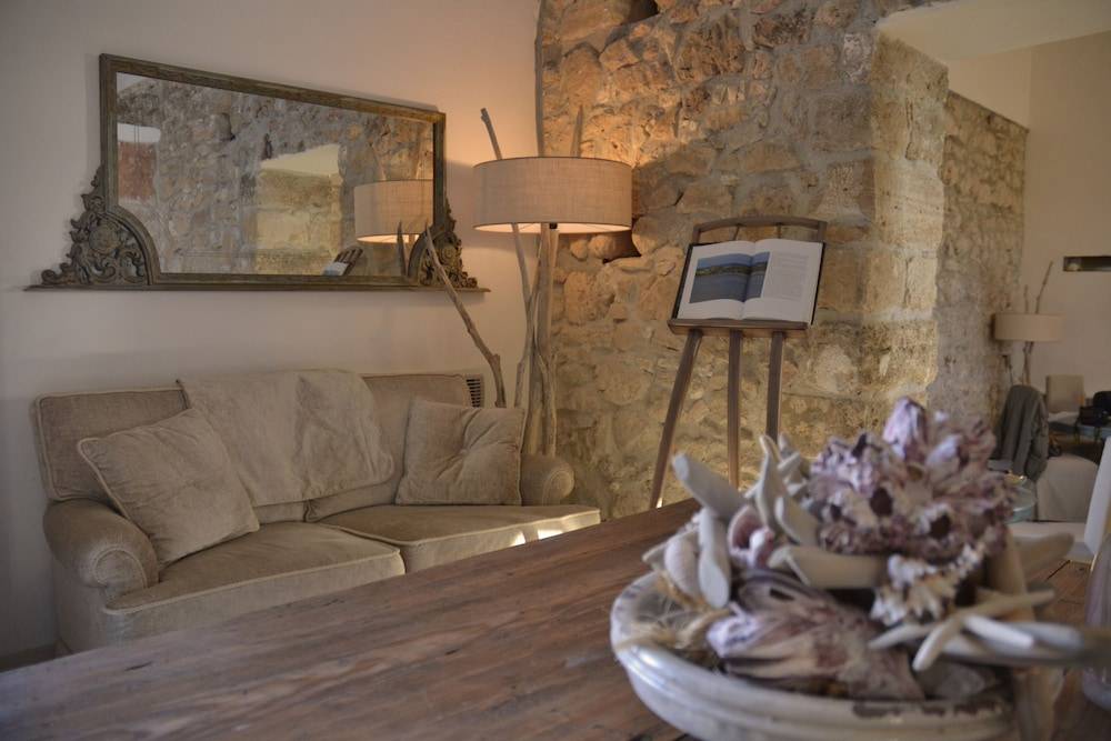 Scilla Maris Charming Suites 2