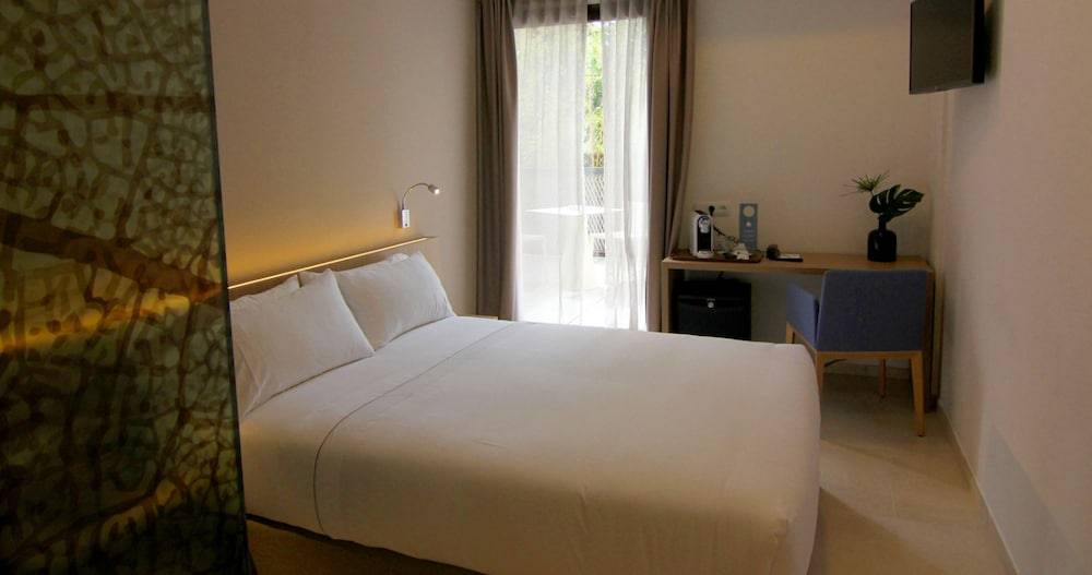 Hotel Arrey Alella 2