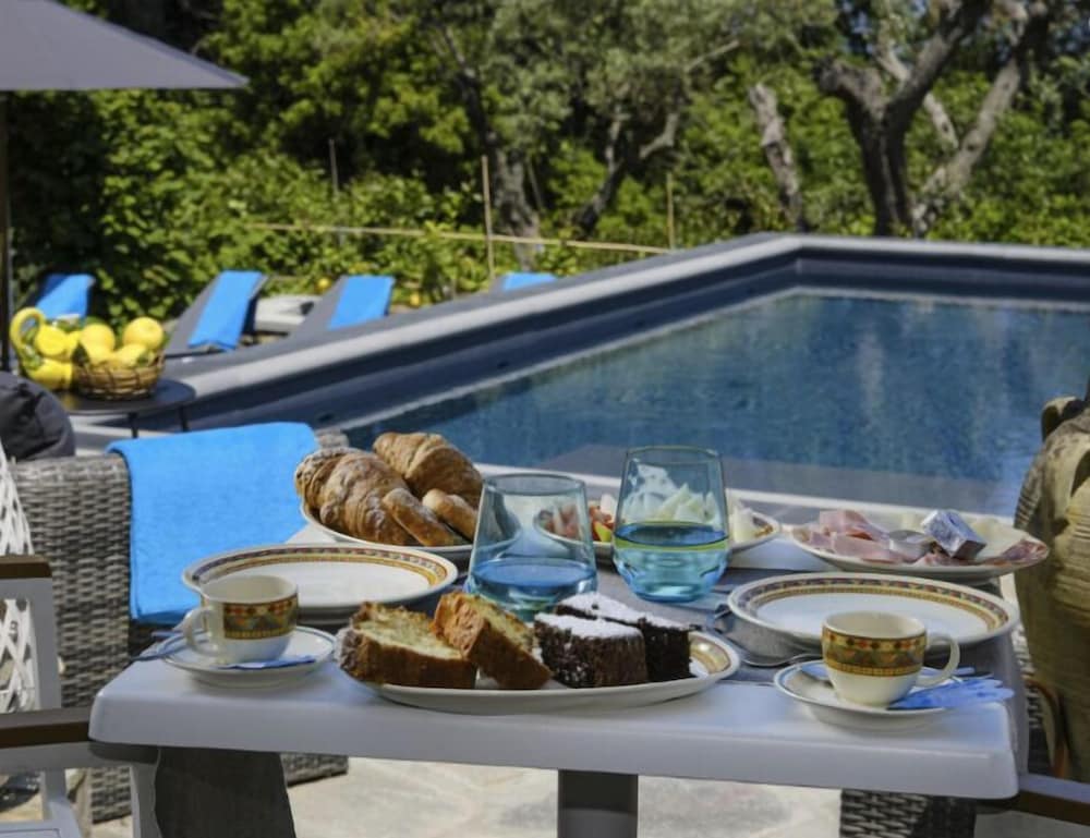 Relais Villa Anna 1