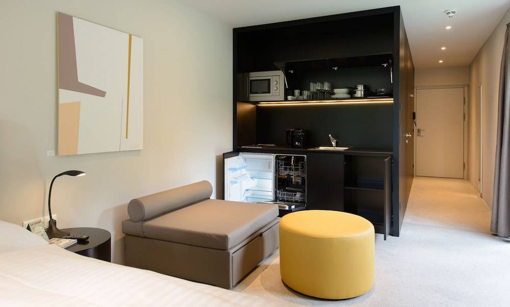 Blackhome Innsbruck City East I contactless check-in 2