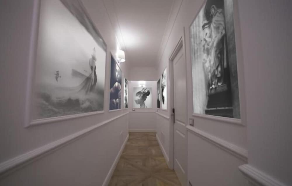 Vatican Luxury Home 1