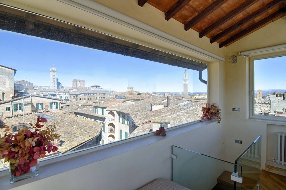 Rinidia Siena Centro 1