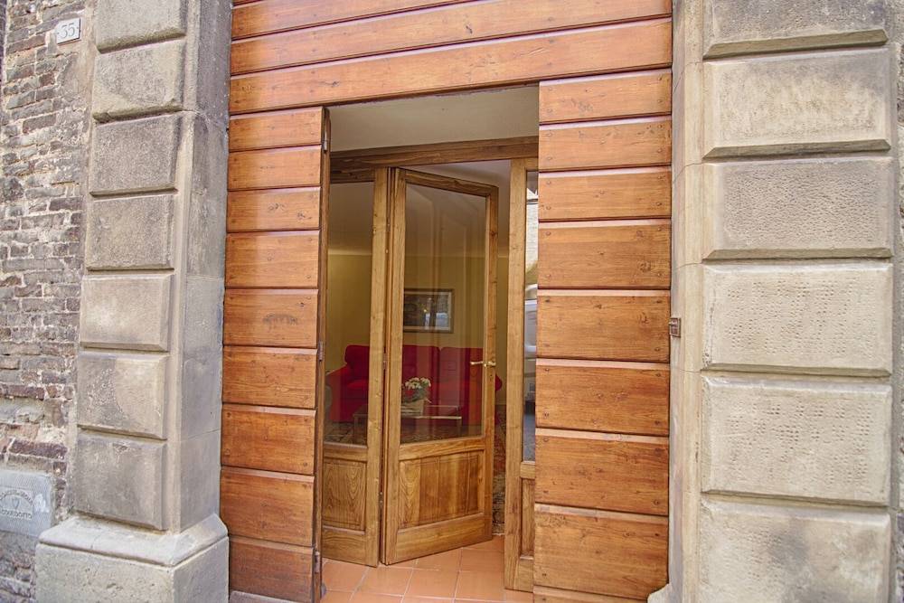Rinidia Siena Centro 2