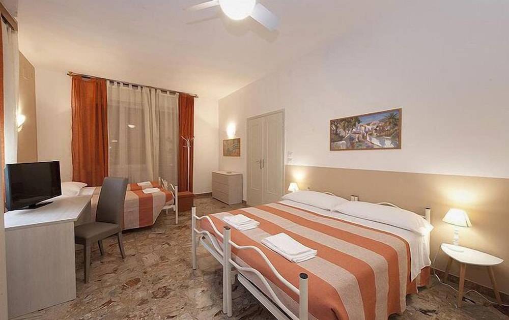 Gardenia Guest House 2