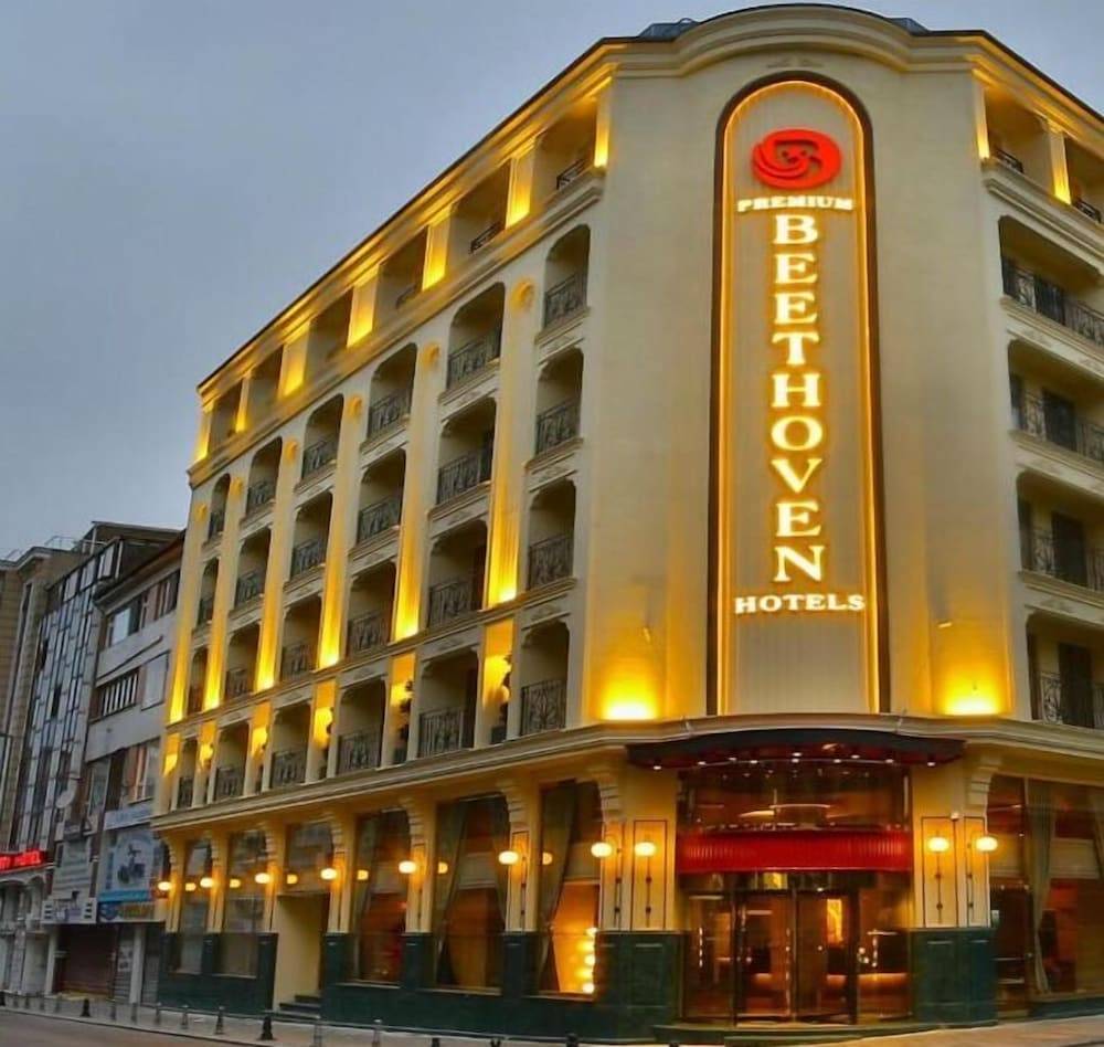 Beethoven Premium Hotel 1