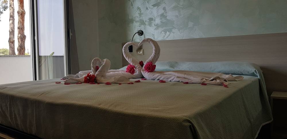 HOTEL MERCURIO SUL MARE - Fish restaurant and private beach 2