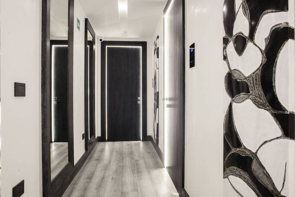 LHP Suite Napoli Parco Margherita 2