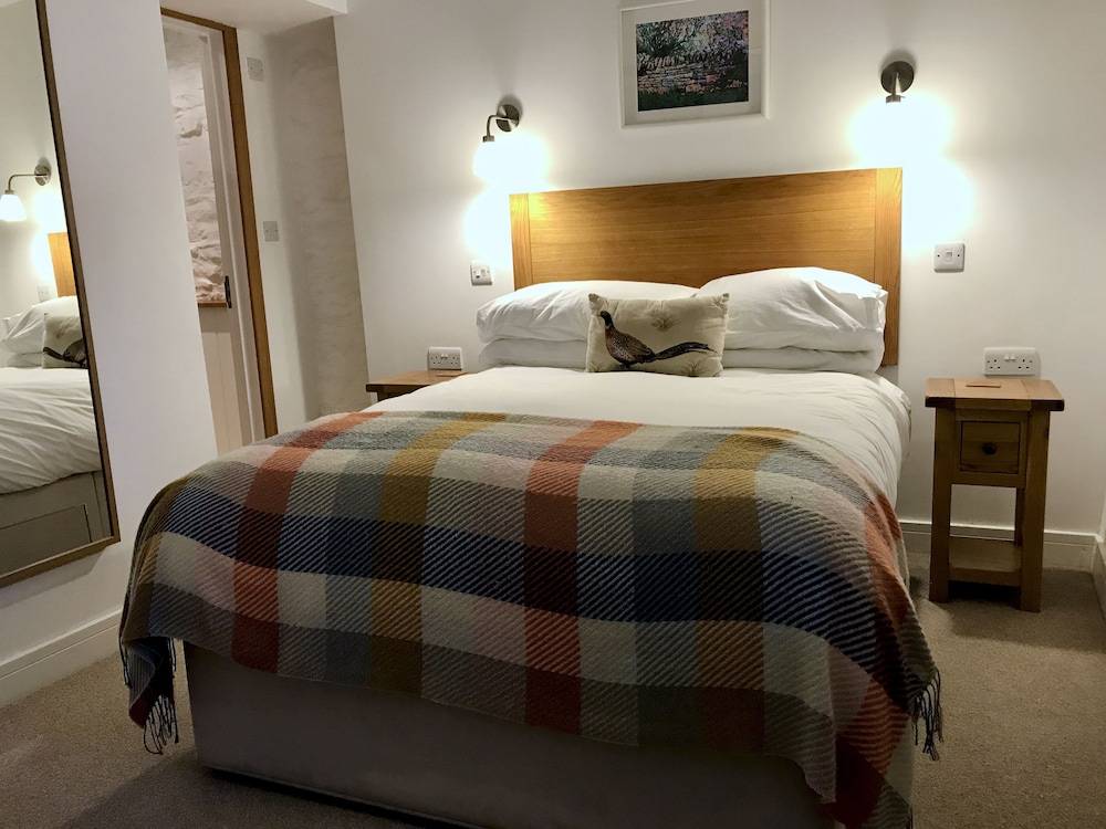 Lucy's Tearoom B&B 2