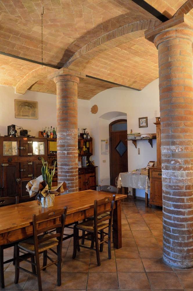 Podere La Damesca - Agriturismo "La Fraschetta" 2