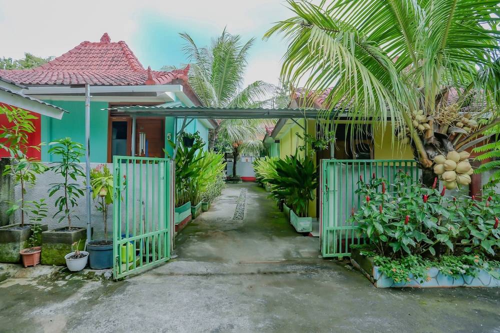 OYO Life 90301 Hidden Village Uluwatu 1