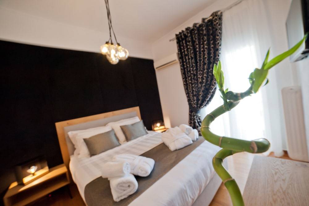 Acropolis View Deluxe Penthouse & Luxury Apartments 2