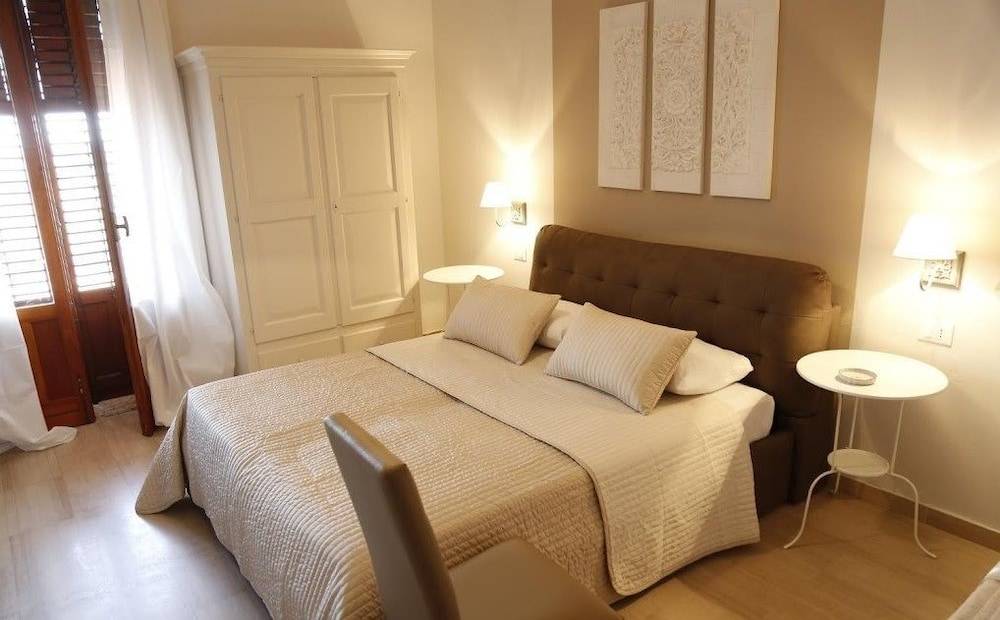 Simonetta's Rooms 1