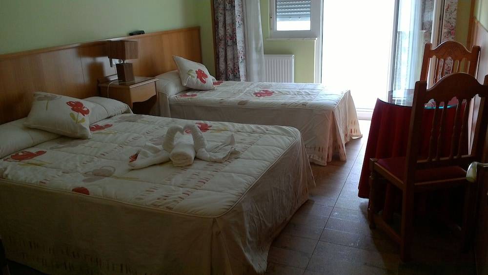 Hostal Ponte Dos Santos 1