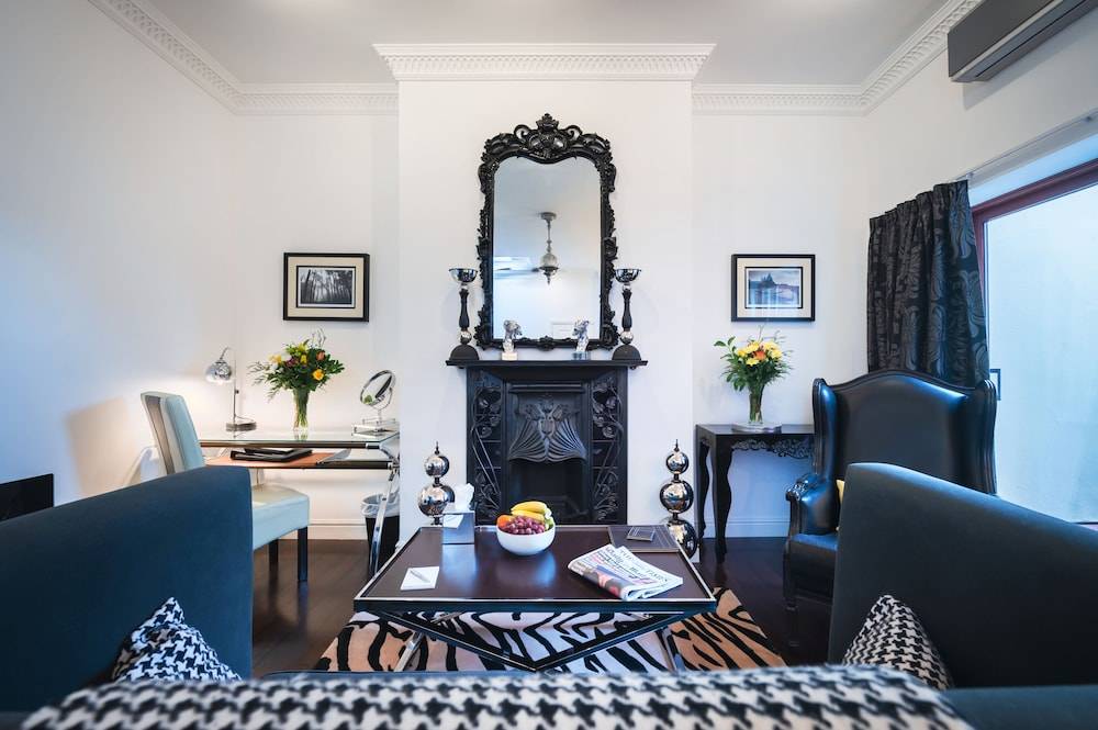Strozzi Palace Suites by Mansley 1