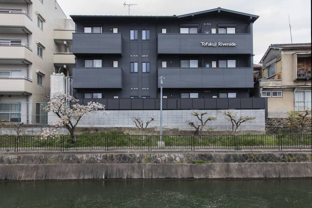 Tofukuji Riverside 1