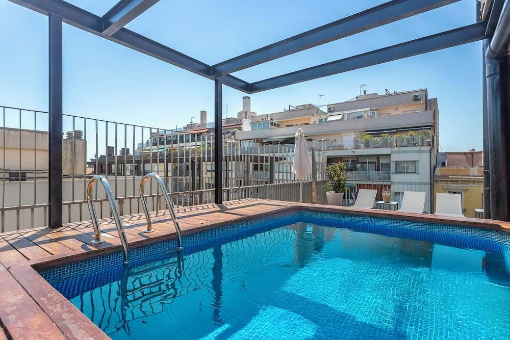 My Space Barcelona Pool City Center 1