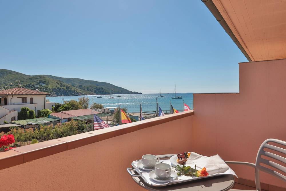 Hotel Riva del Sole 1