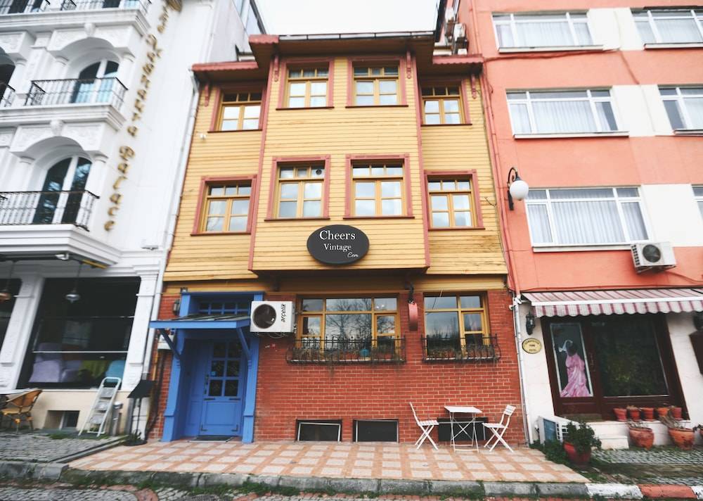 Cheers Vintage Hostel 1