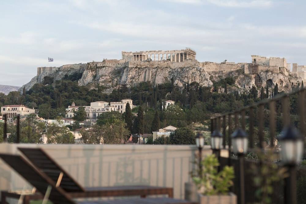 The Athens Version Luxury Suites 1