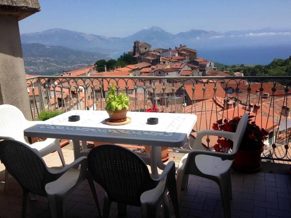 Pie' d'Ulivo - La Residenza nel Centro Storico 1