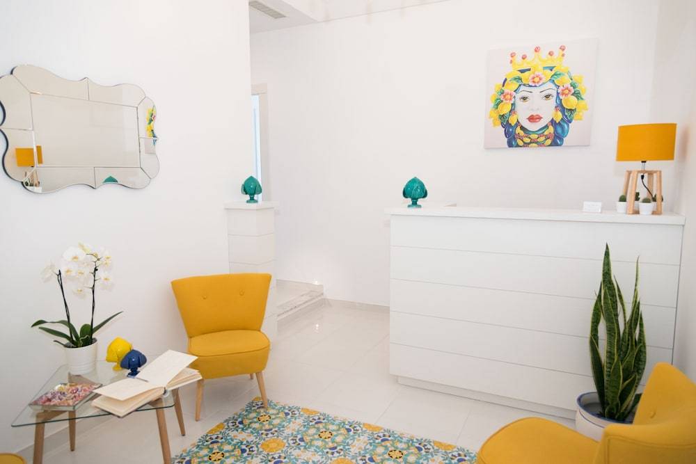 Sorrento Stylish Rooms 1