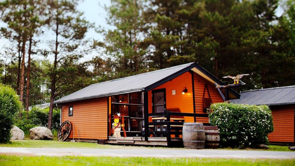 LEGOLAND Wild West Cabins 1