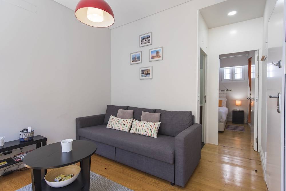 Cozy Flat in the Heart of Alfama 1