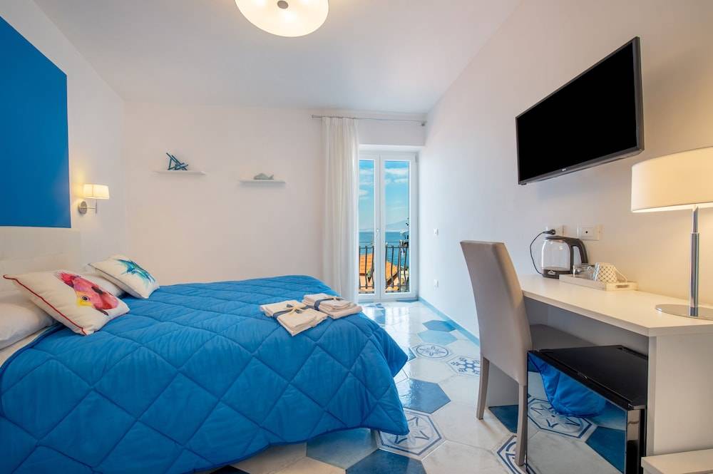 Caruso sea view 1