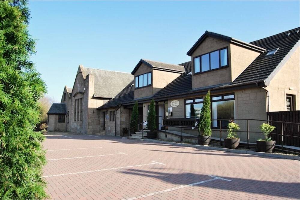 The Old Schoolhouse Hotel 1
