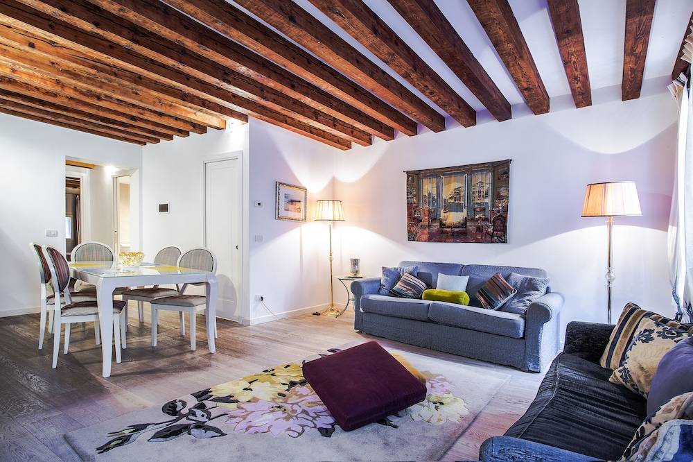 Venice Dream House Mercerie 1