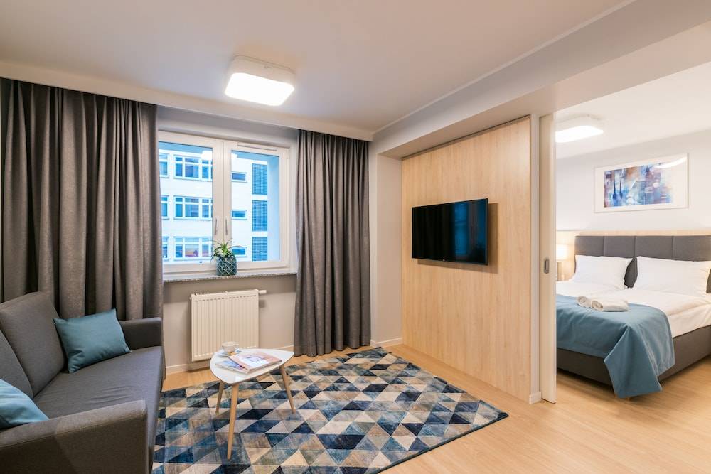 Q17 Apartments Rynek 1