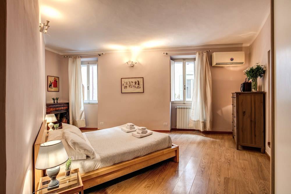 Cappellari Campo dei Fiori int 3 2